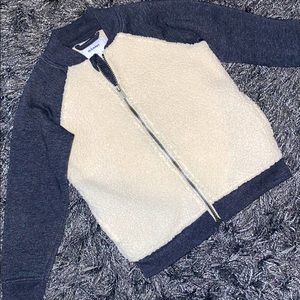 5T boys Old navy fleece sweatshirt